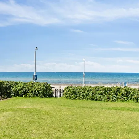 Holiday home Susan - 20m From The Sea By Interhome